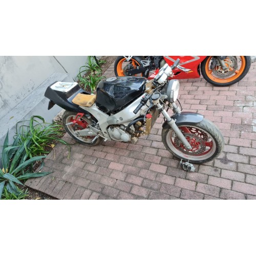 Used Motorcycle - Yamaha FZR400RR 3TJ (PROJECT)